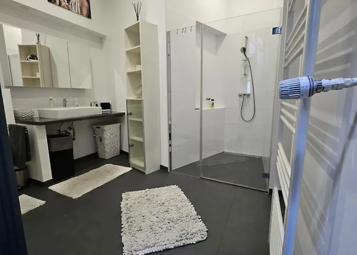 ゲストハウス La Petite Blanche